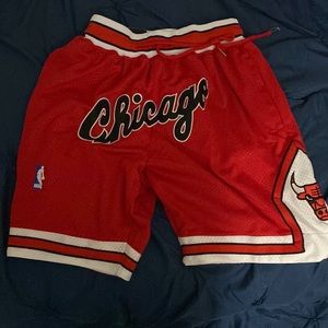 🔥CHICAGO BULLS SHORTS🔥
